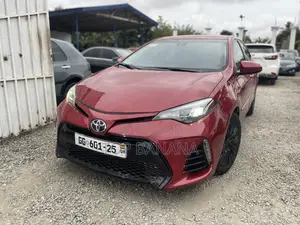 Toyota Corolla LE (1.8L 4cyl 2A) 2018 Red