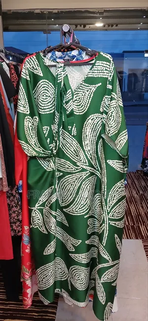 Women's v -Neck White Leaf / Botanical Pattern Dress