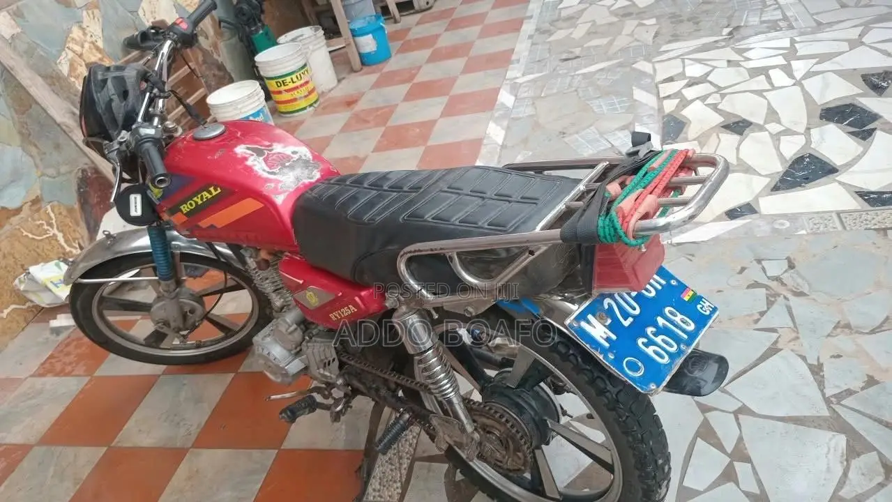 Royal Motorcycle 2020 Red