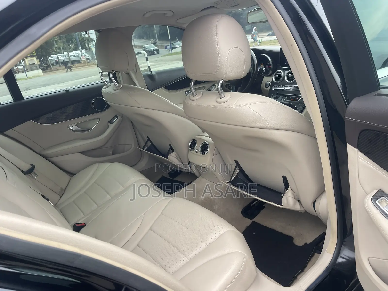 Mercedes-Benz C300 2015 Black