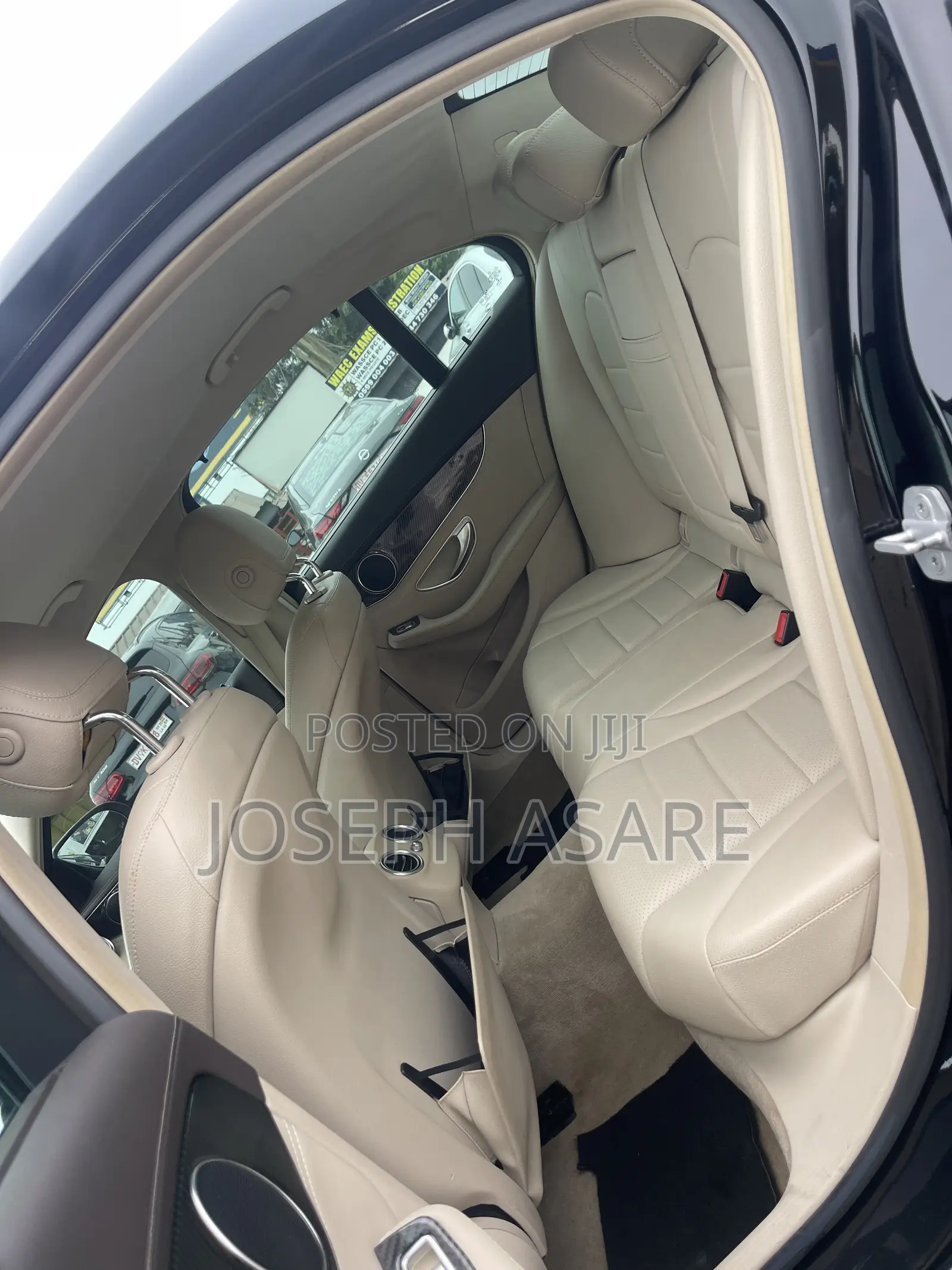 Mercedes-Benz C300 2015 Black