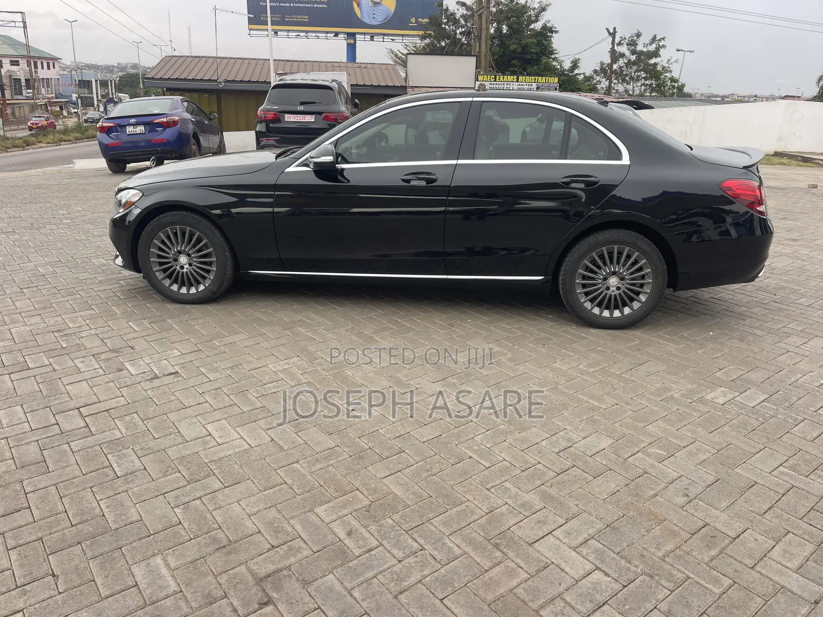 Mercedes-Benz C300 2015 Black