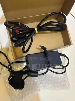 HP 65W Laptop Charger