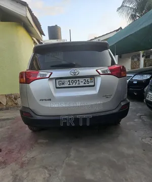Toyota RAV4 2015 Silver