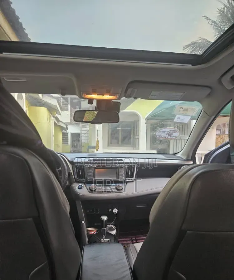 Toyota RAV4 2015 Silver