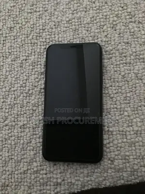 Apple iPhone 11 64 GB White