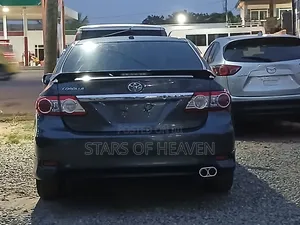 Toyota Corolla S 5-Speed 2013 Gray