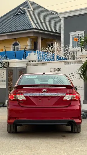 Toyota Corolla 2013 Red