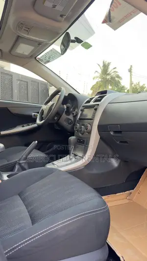 Toyota Corolla 2013 Red
