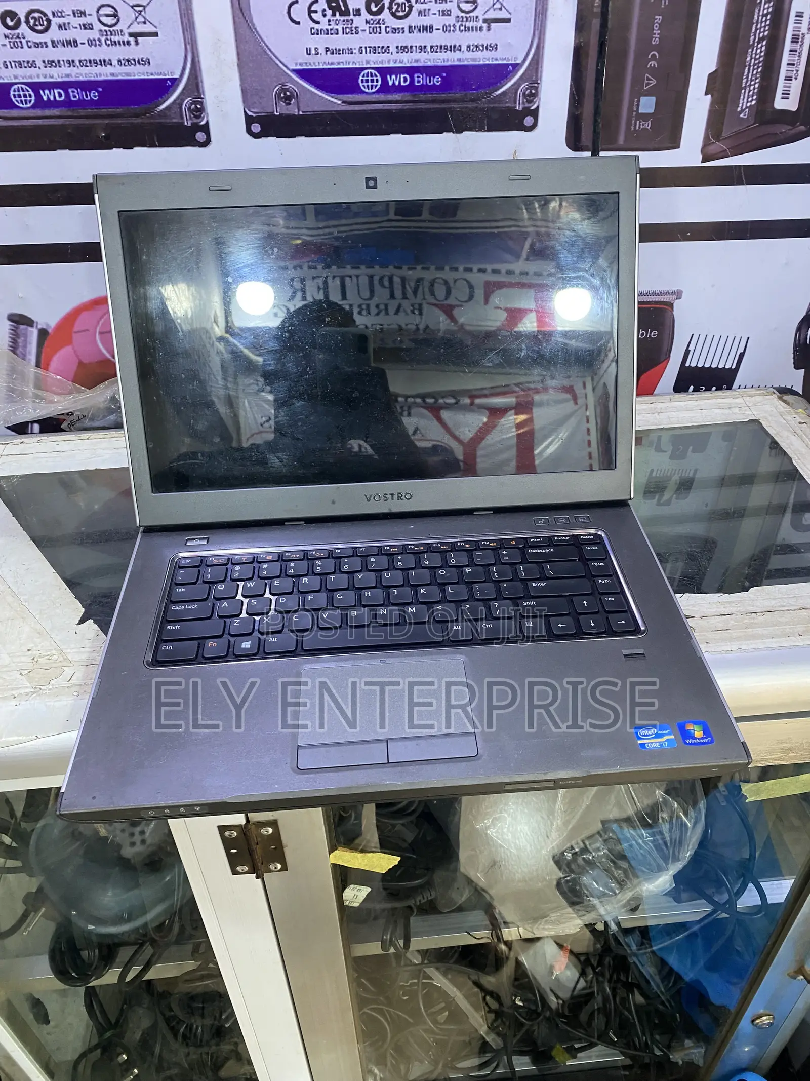 Laptop Dell Vostro 3560 6GB Intel Core i7 HDD 640GB