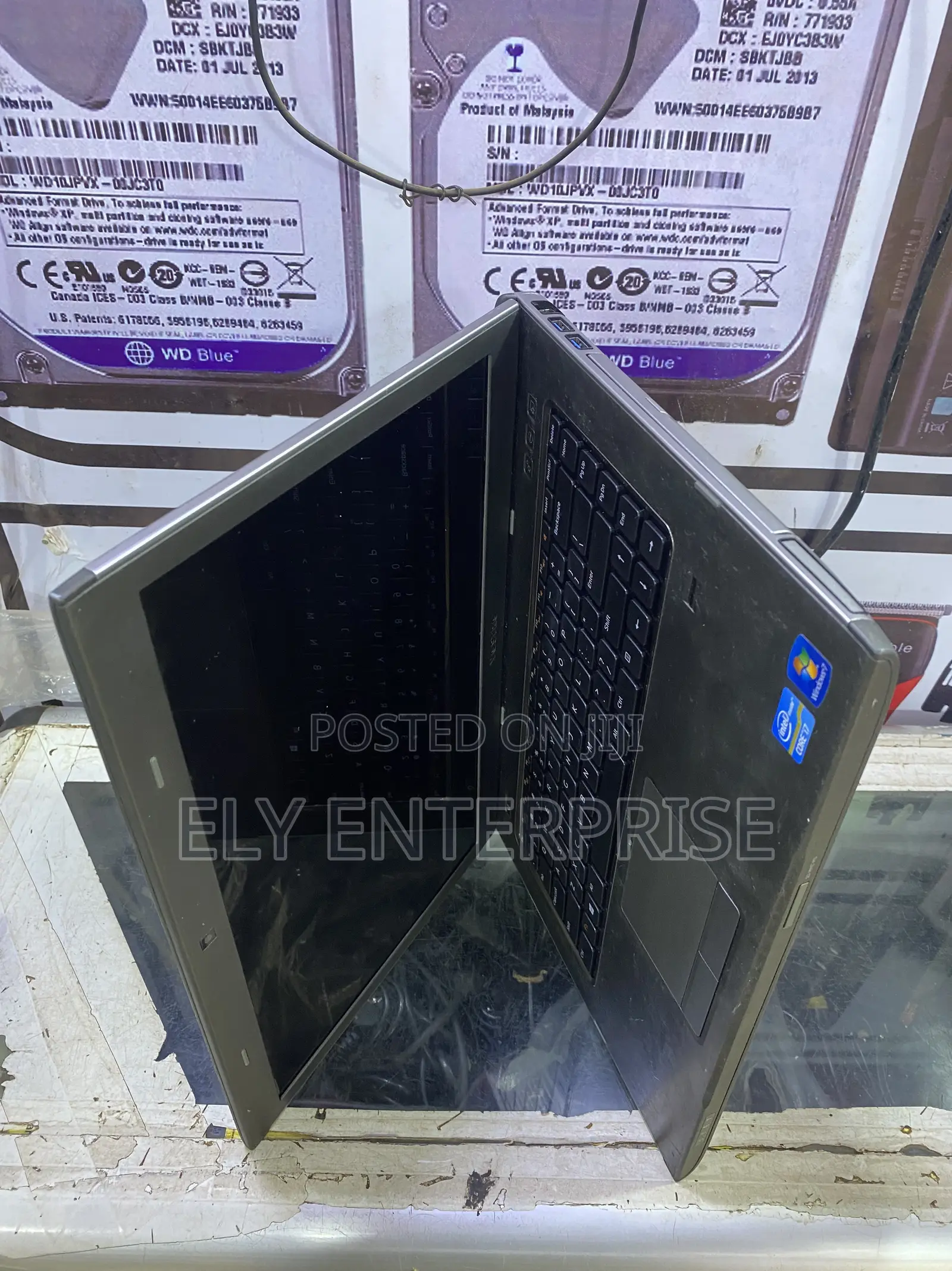 Laptop Dell Vostro 3560 6GB Intel Core i7 HDD 640GB