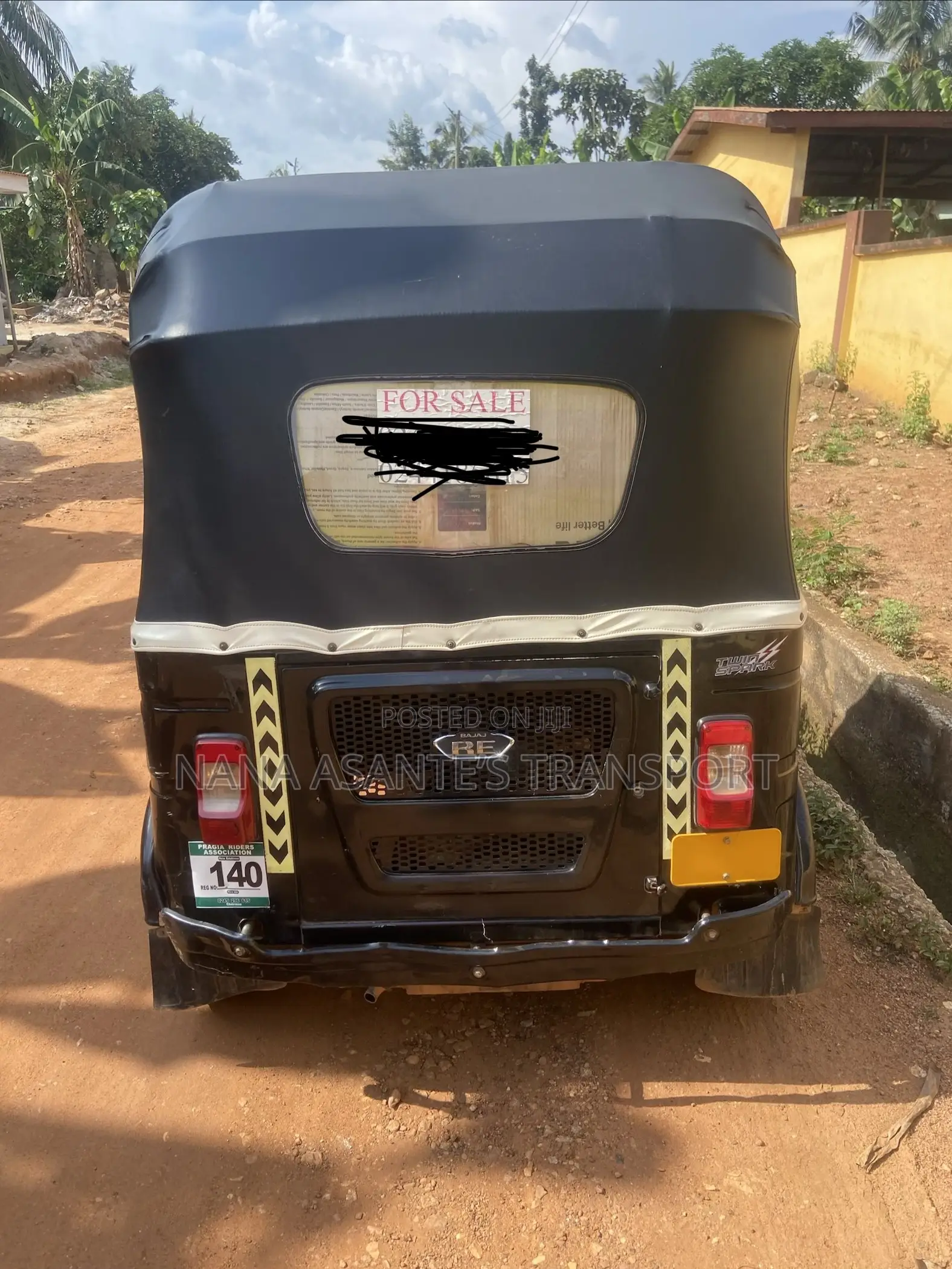 Bajaj RE 2025 Black