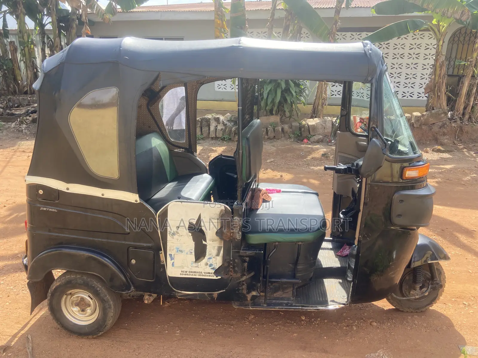 Bajaj RE 2025 Black