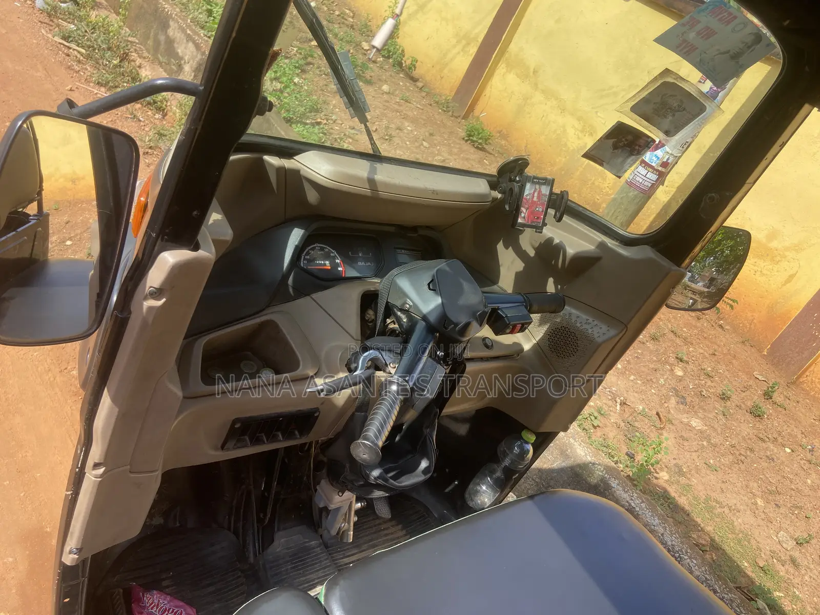 Bajaj RE 2025 Black