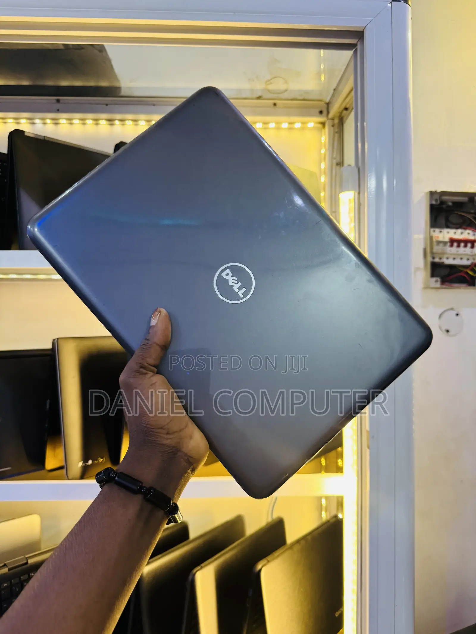 Laptop Dell Latitude 3380 8GB Intel HDD 500GB