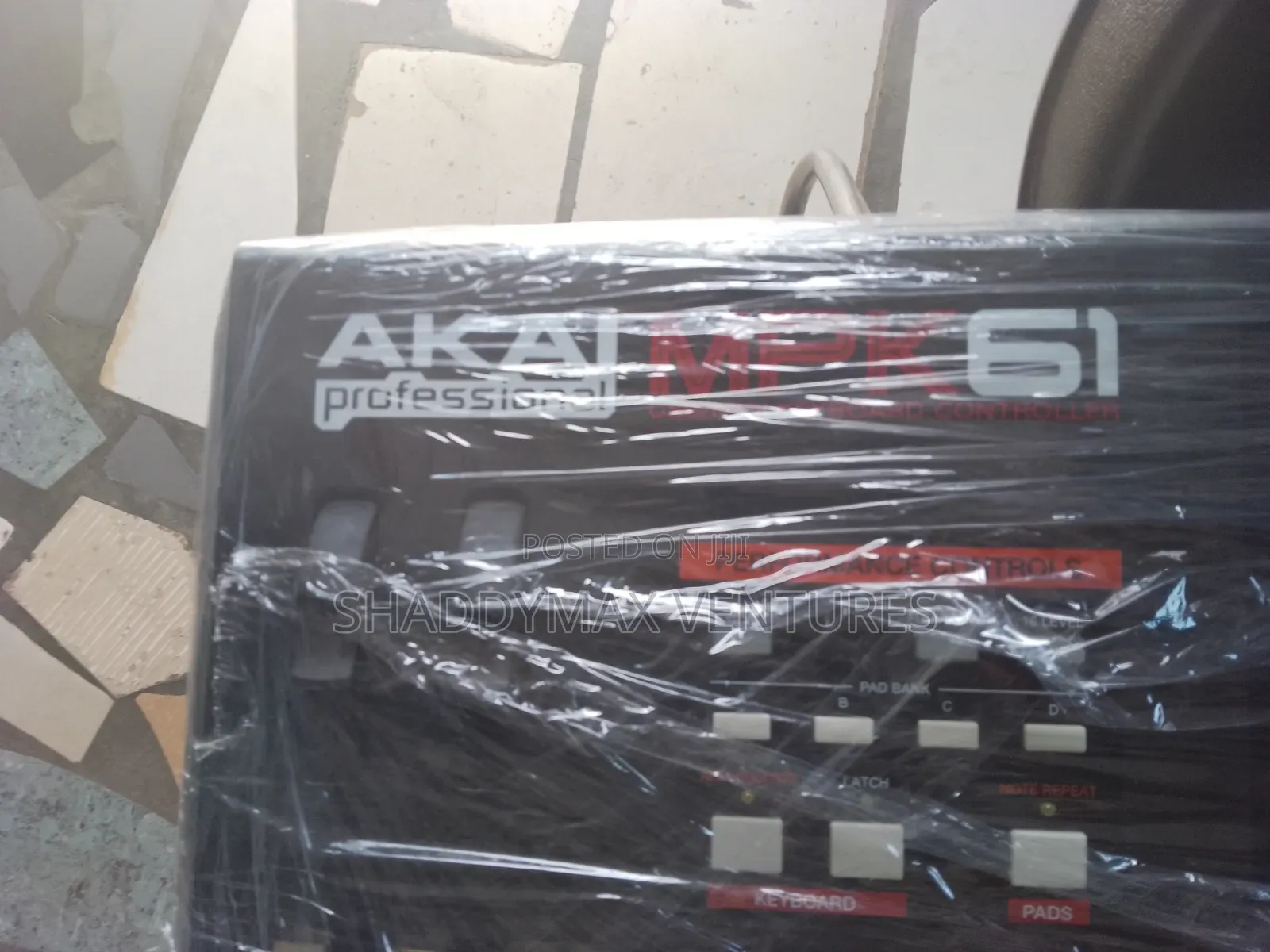 Akai MPK 61 Professional Midi Keyboard