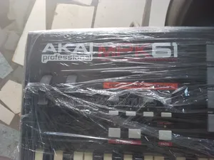 Akai MPK 61 Professional Midi Keyboard