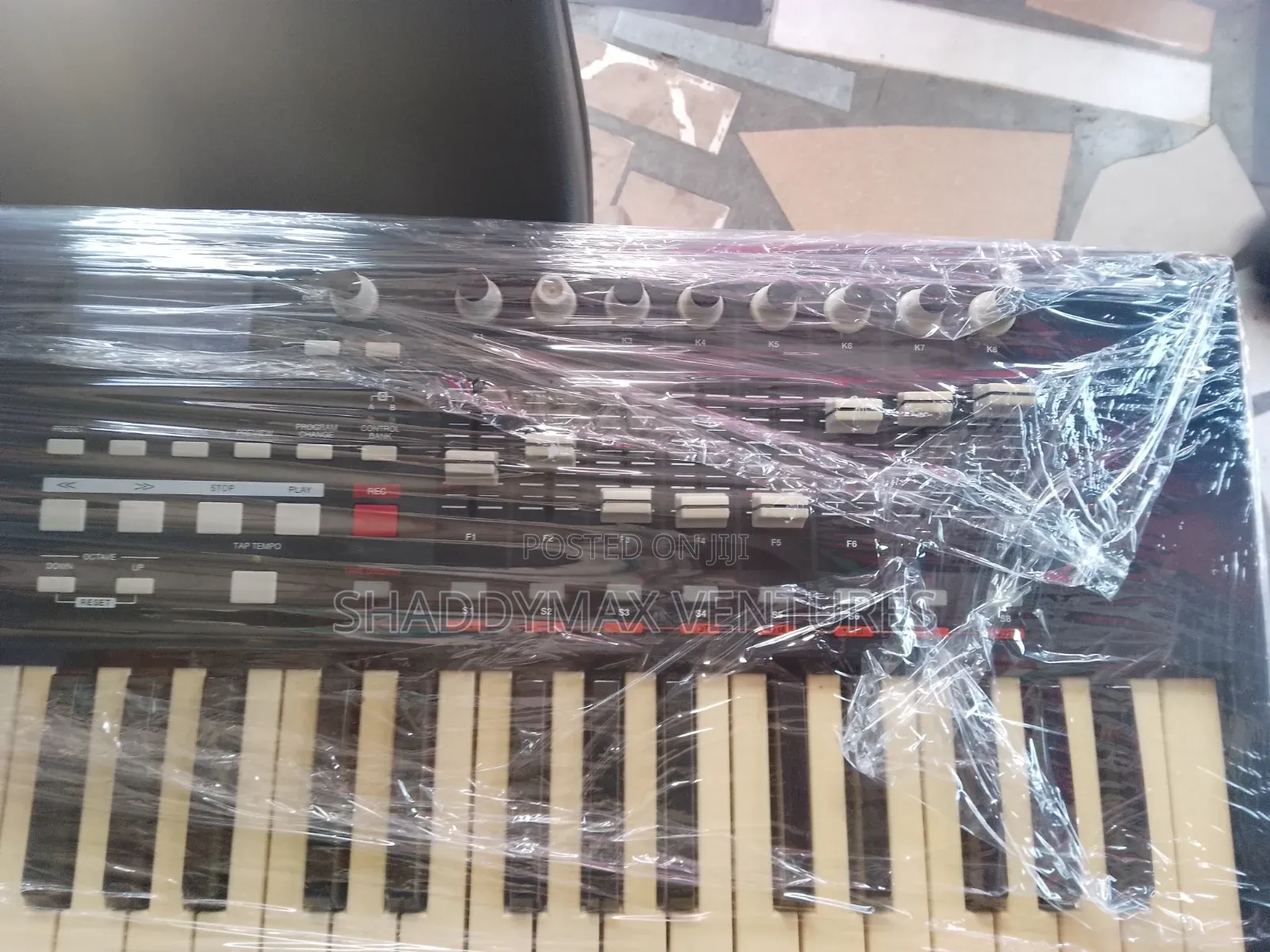 Akai MPK 61 Professional Midi Keyboard