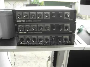 Shure SCM262 Stereo Microphone Mixer