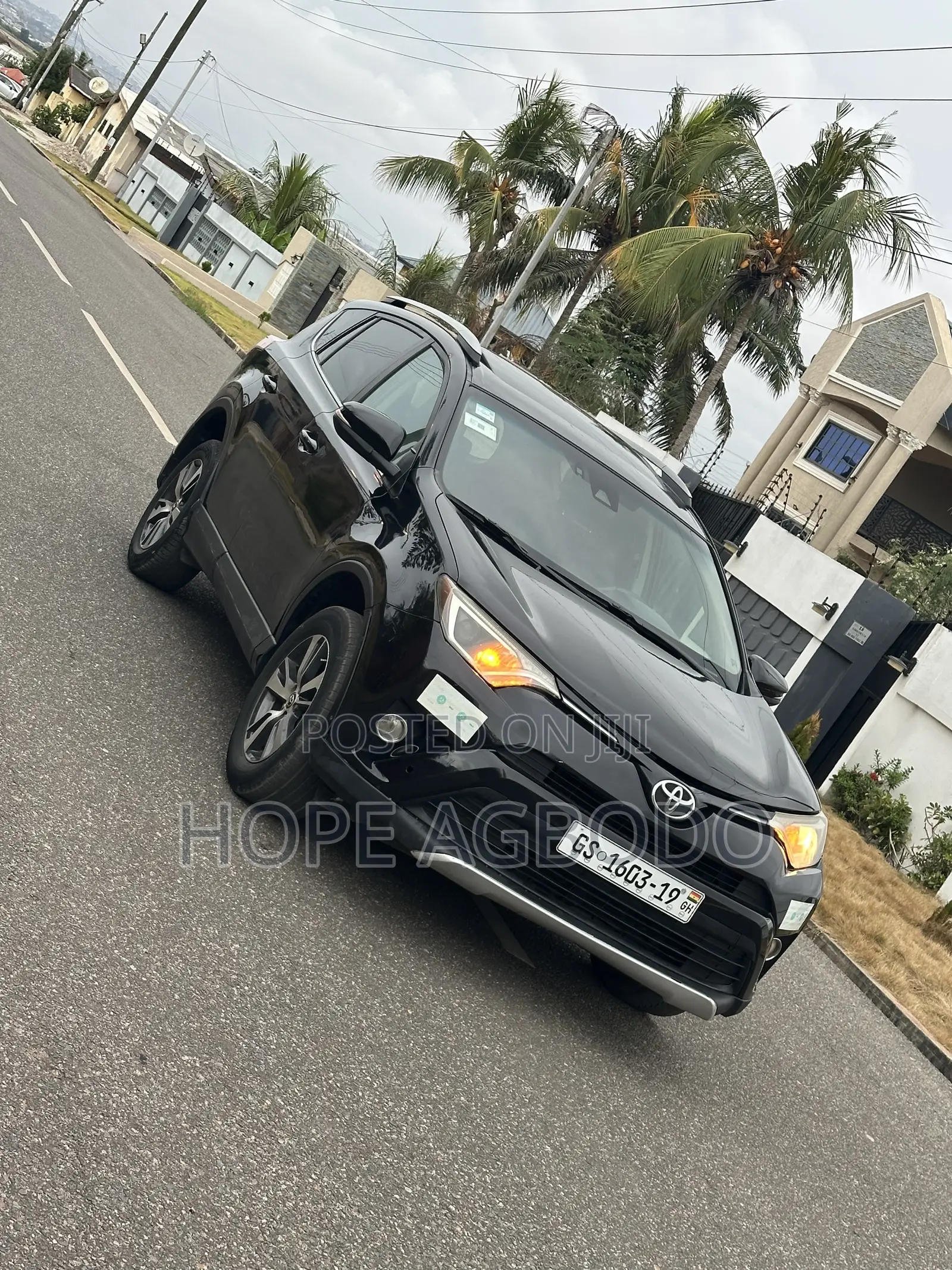 Toyota RAV4 XLE AWD (2.5L 4cyl 6A) 2017 Black