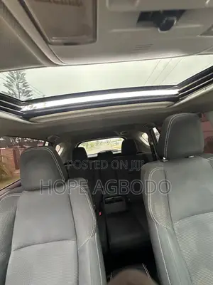 Toyota RAV4 XLE AWD (2.5L 4cyl 6A) 2017 Black