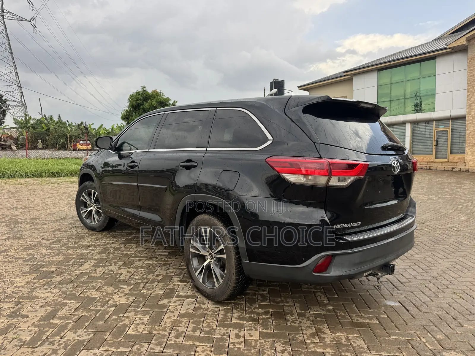 Toyota Highlander LE 4x2 (2.7L 4cyl 6A) 2018 Black
