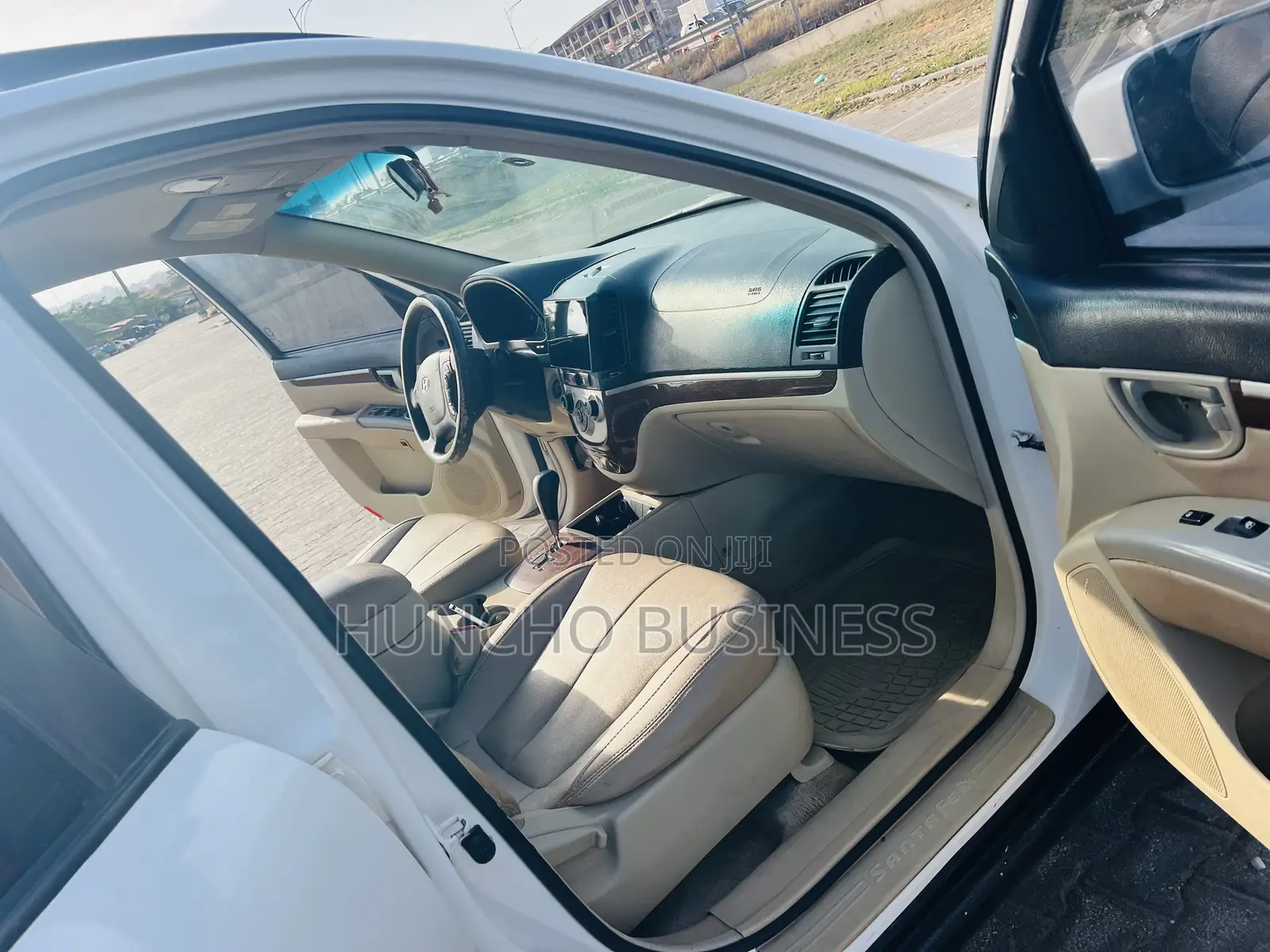 Hyundai Santa Fe 2010 White