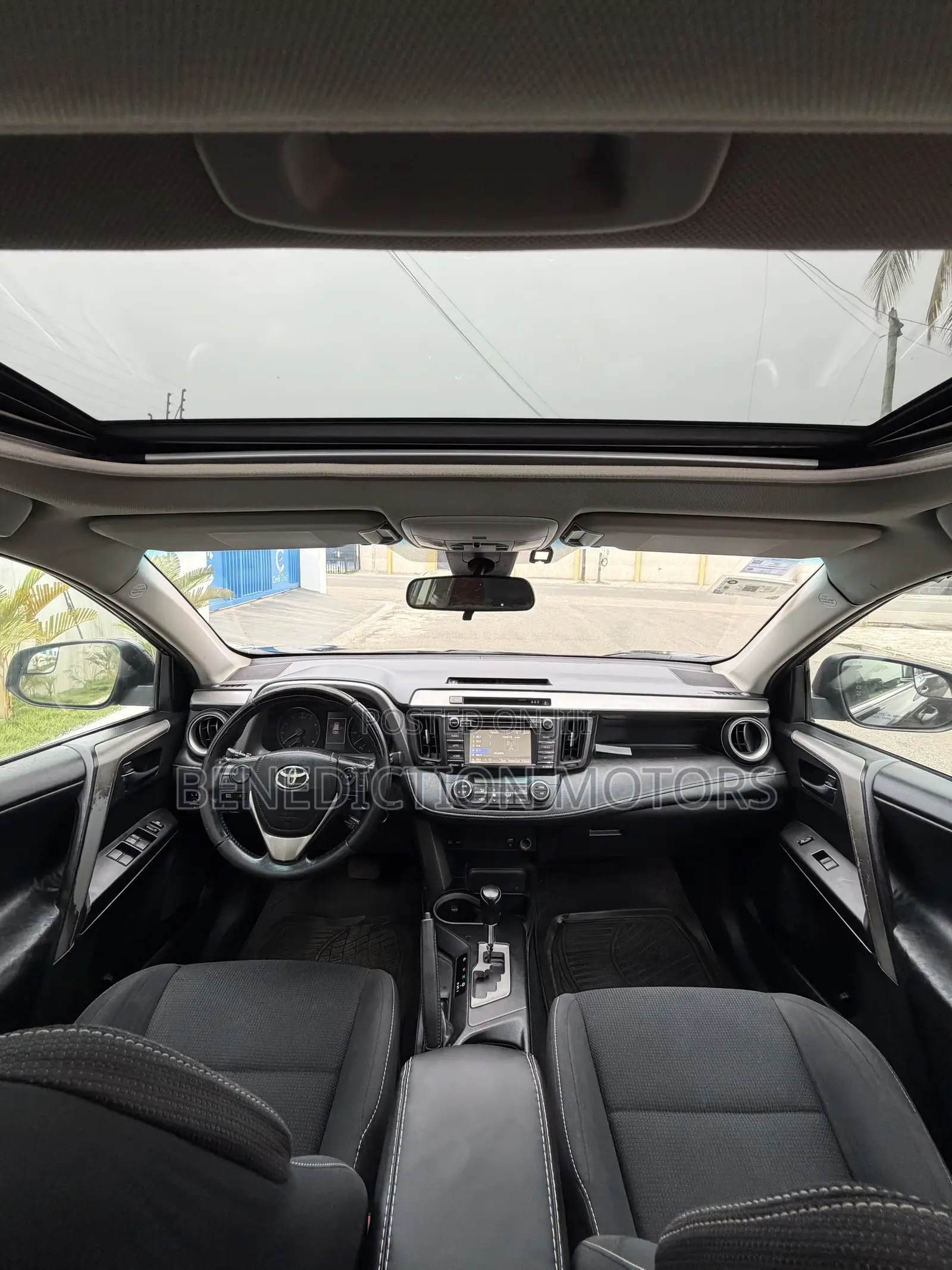 Toyota RAV4 XLE 4dr SUV AWD (2.5L 4cyl 6A) 2018 Black