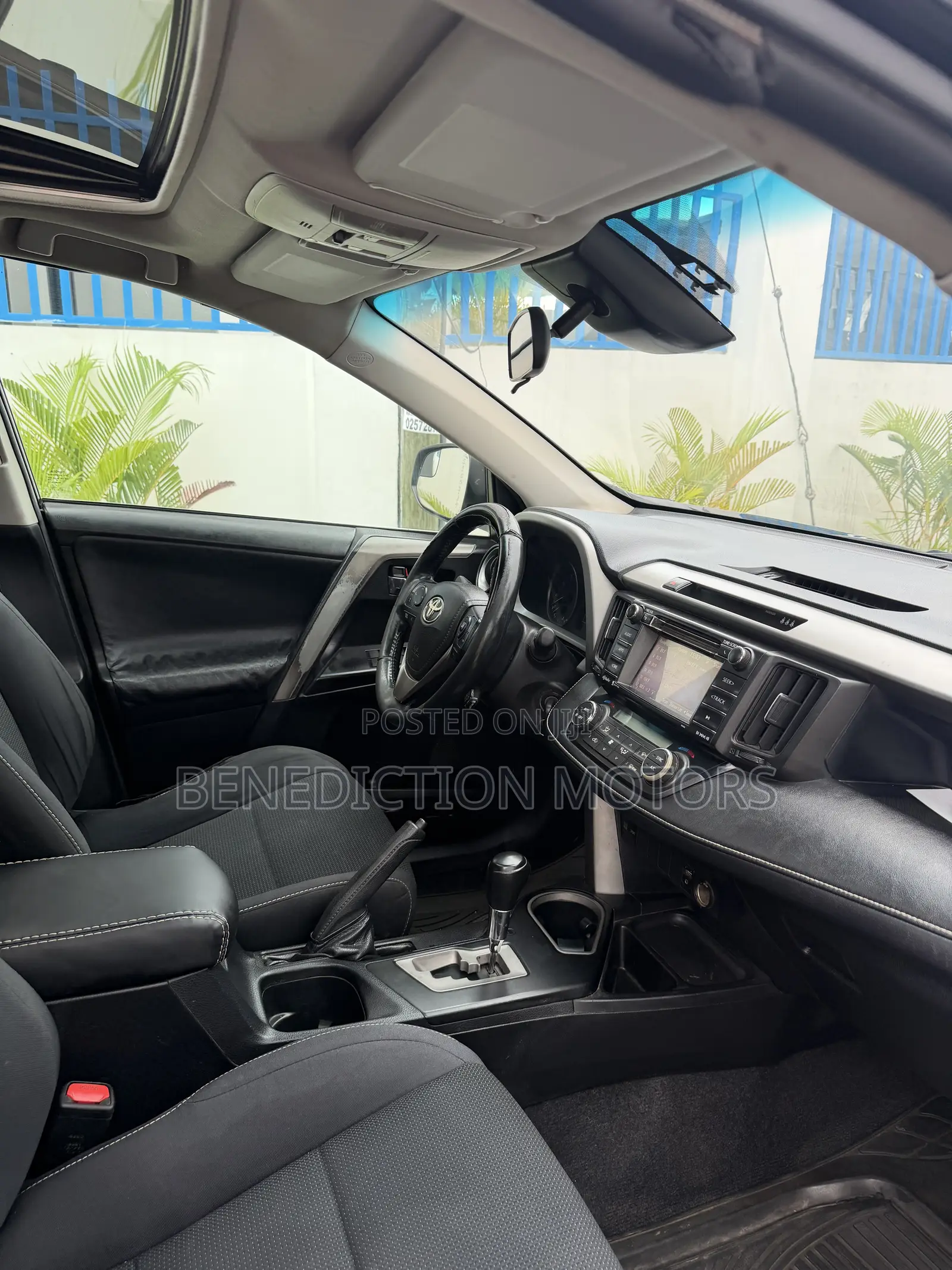 Toyota RAV4 XLE 4dr SUV AWD (2.5L 4cyl 6A) 2018 Black