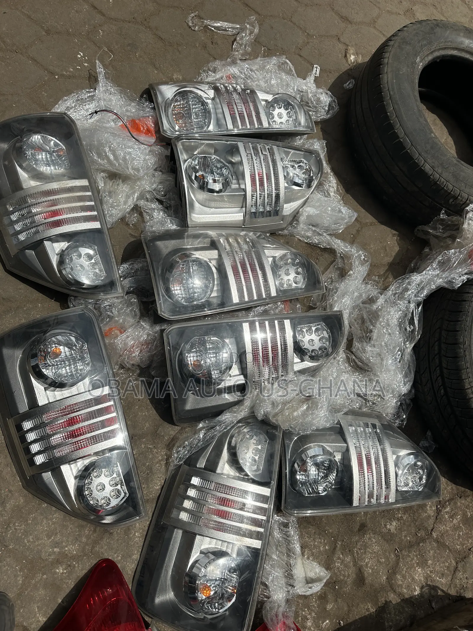 Toyota Noah/Voxy Tail Light Taillight