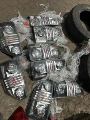 Toyota Noah/Voxy Tail Light Taillight