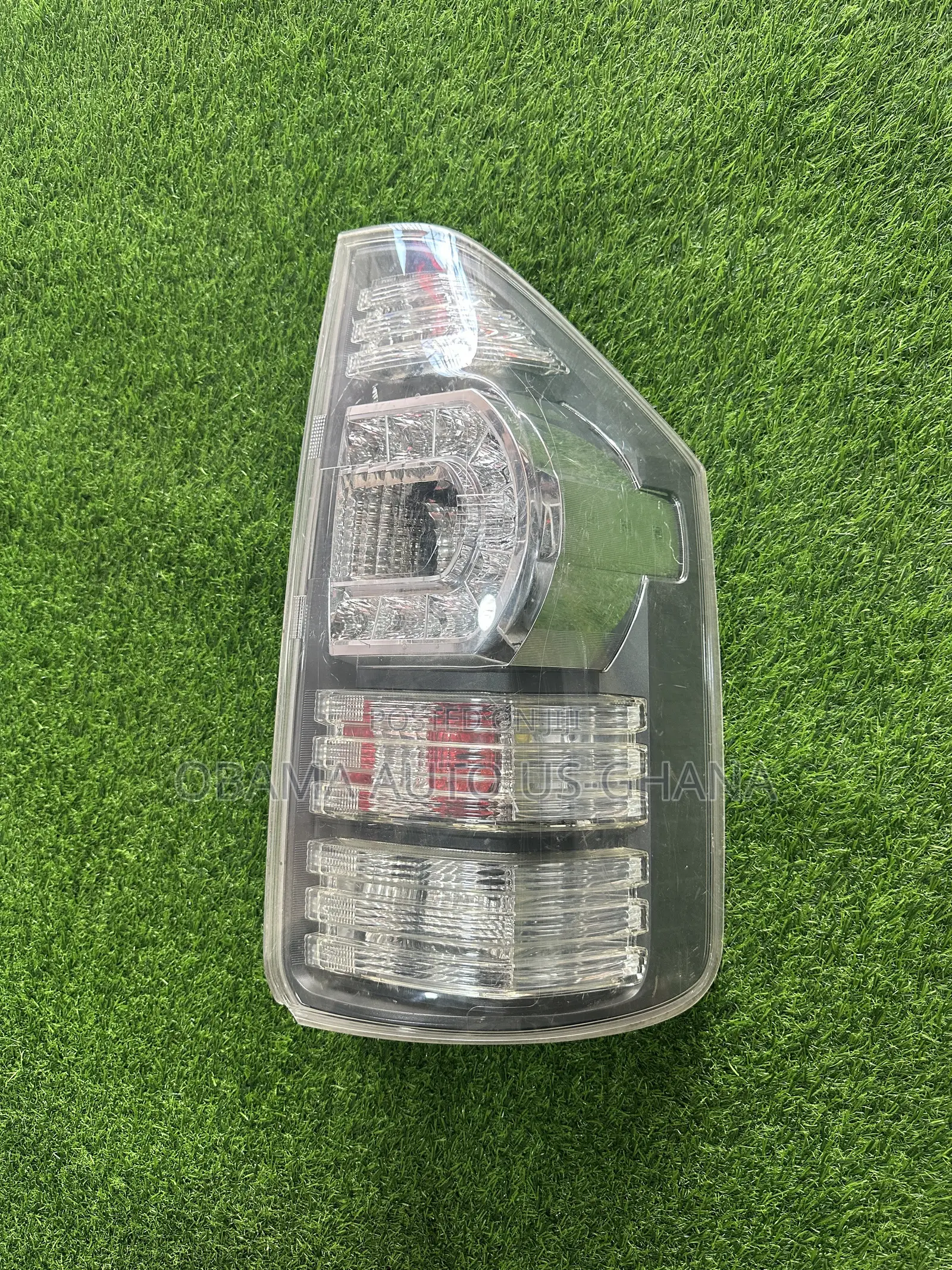 Toyota Noah/Voxy Taillight 2010 2011 2012 2013 2014 R70 LED Tail Light