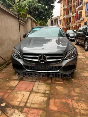 Mercedes-Benz C300 2018 Gray