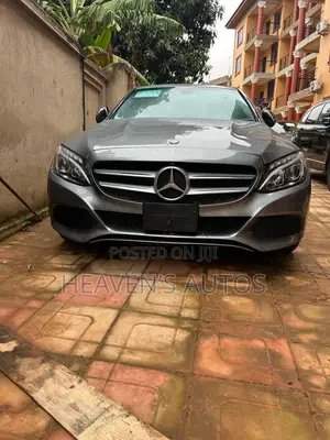 Mercedes-Benz C300 2018 Gray