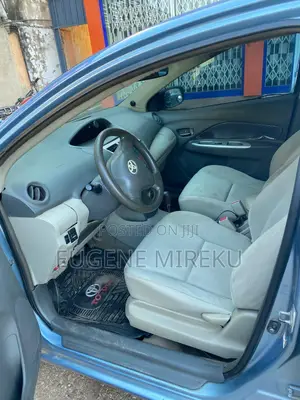 Toyota Belta 2010 Blue