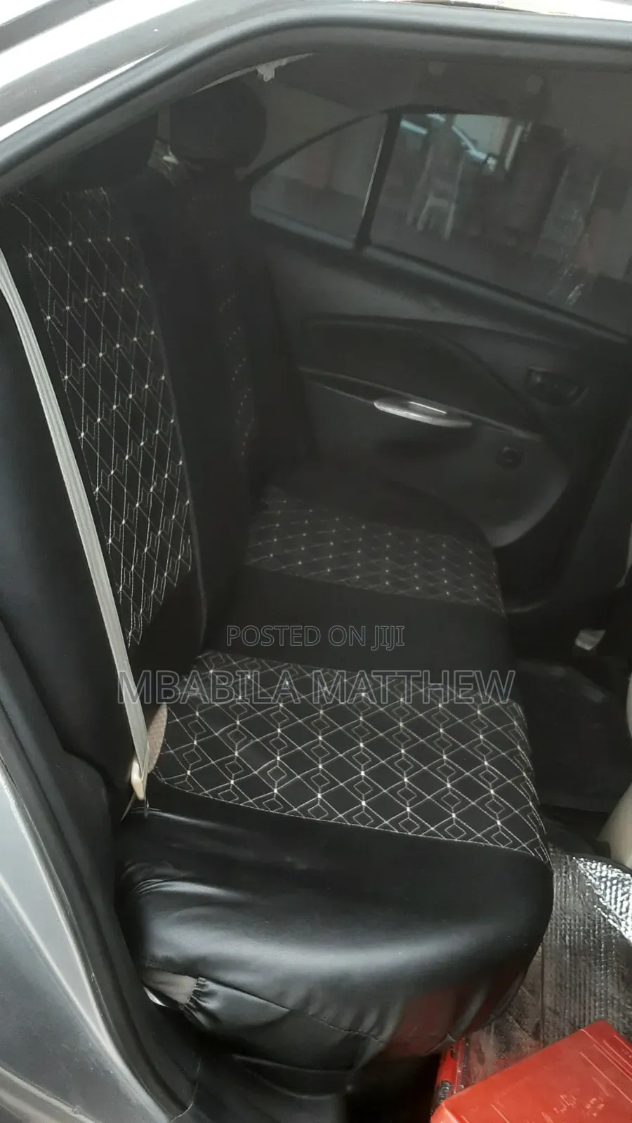 Toyota Belta 2010 Silver
