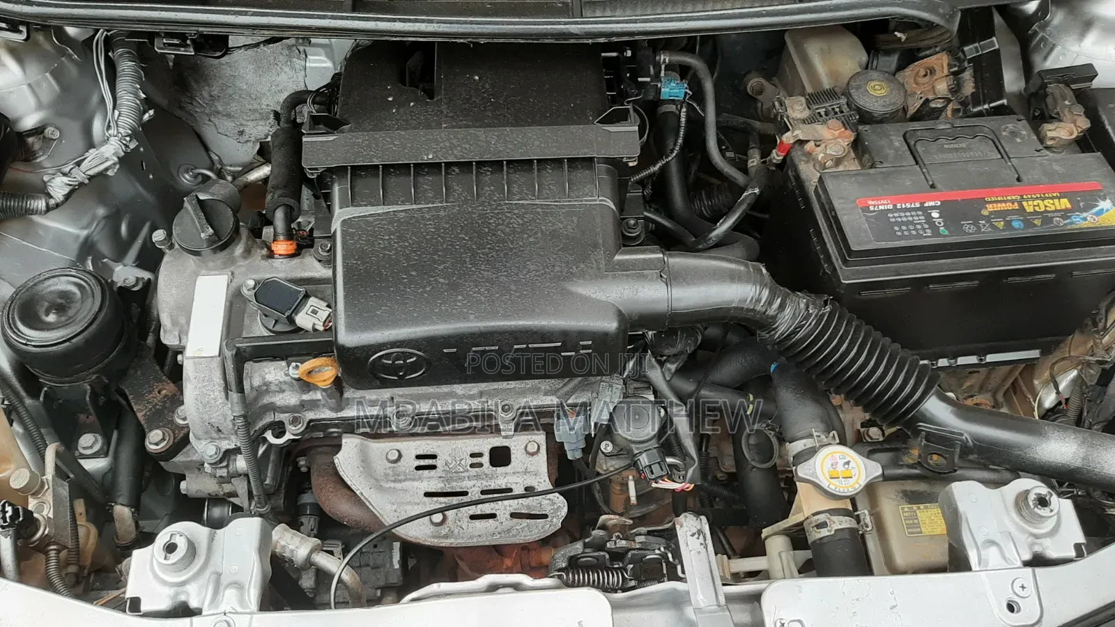 Toyota Belta 2010 Silver