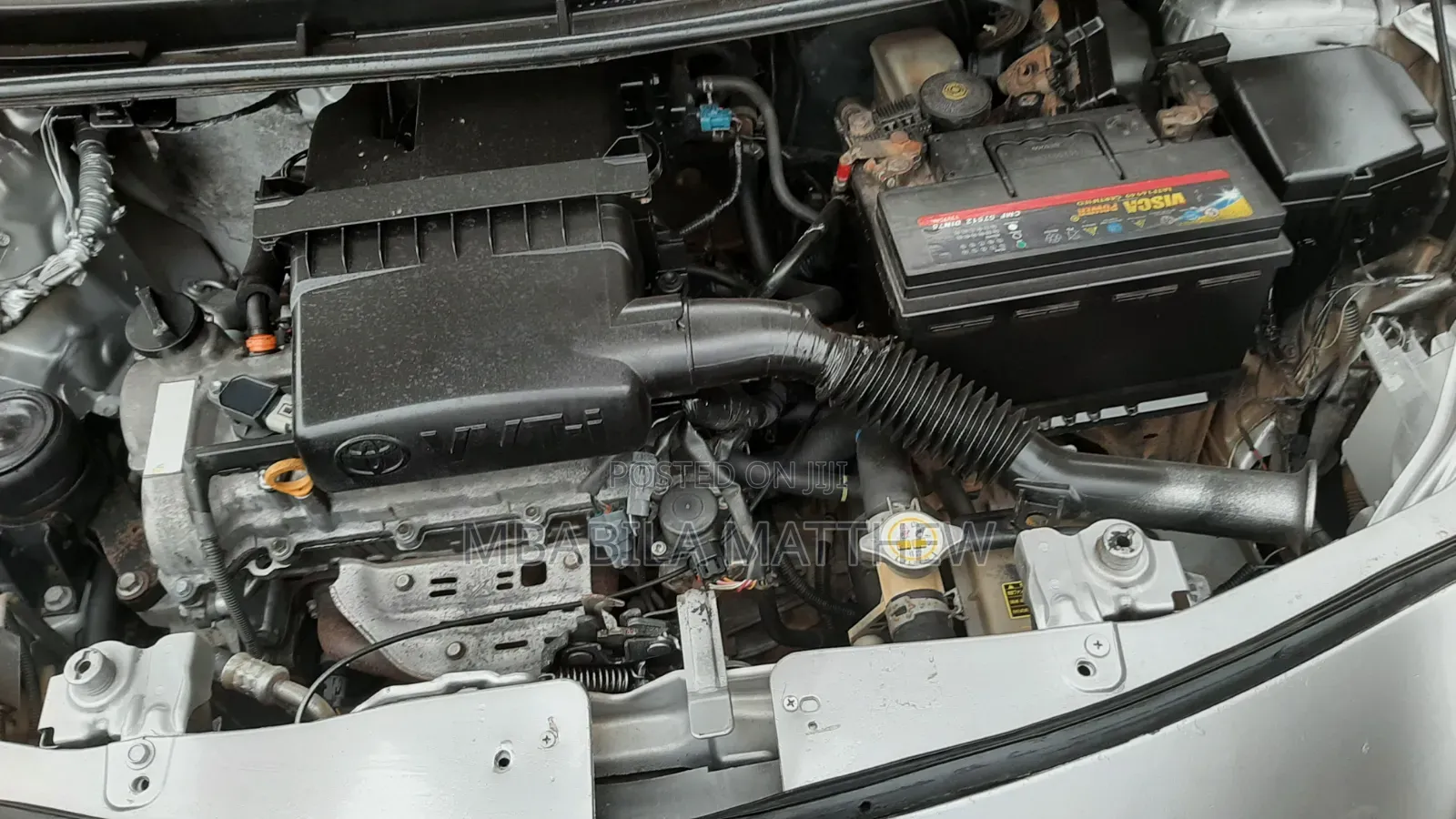 Toyota Belta 2010 Silver