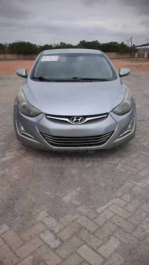 Hyundai Elantra 2016 Silver