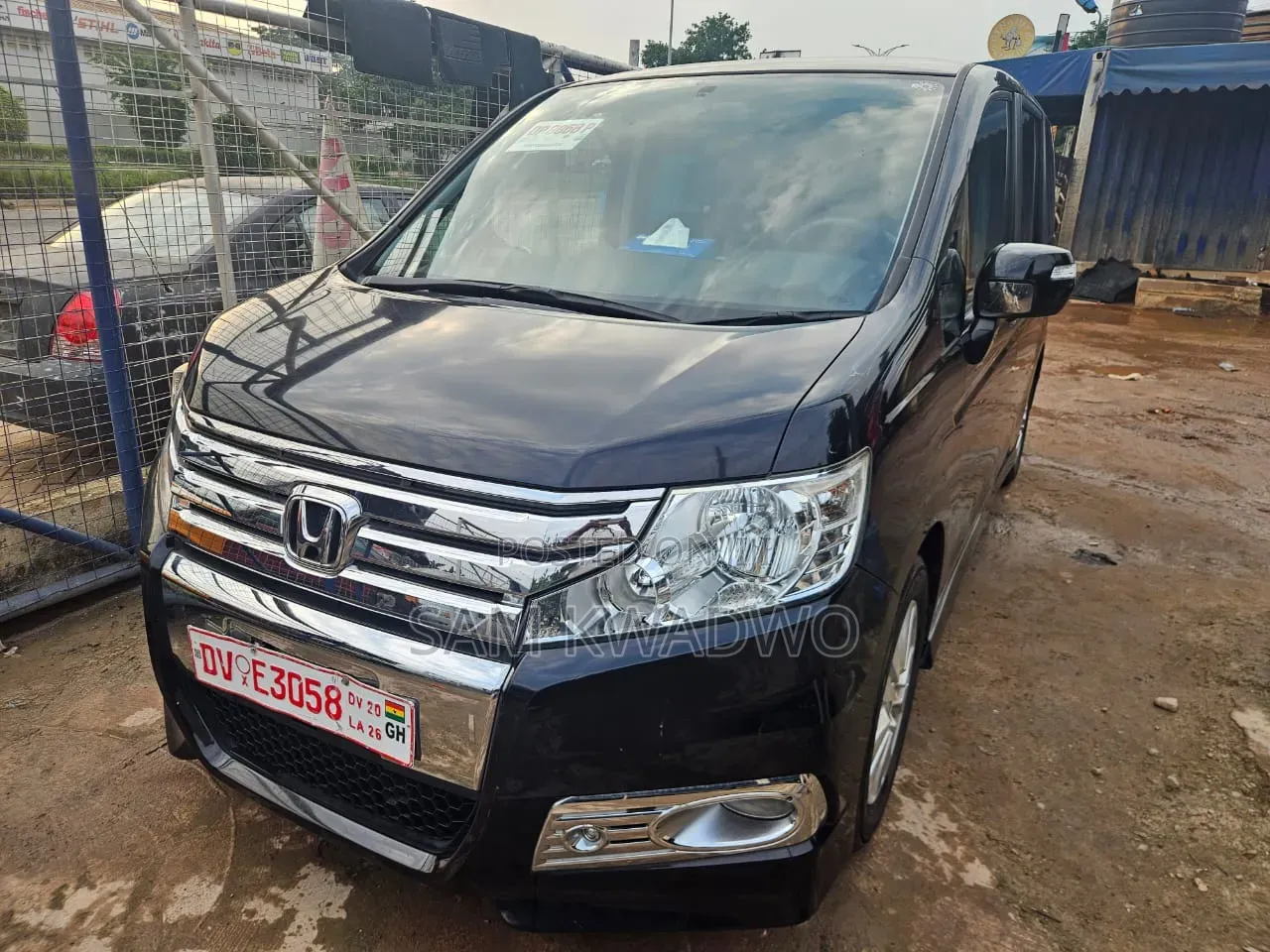 Honda Stepwgn 2011 Black
