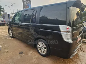 Honda Stepwgn 2011 Black