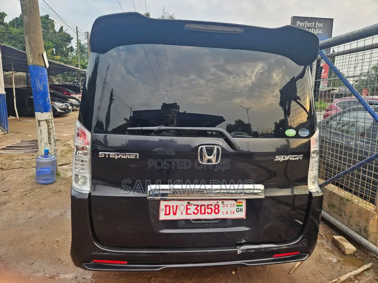 Honda Stepwgn 2011 Black