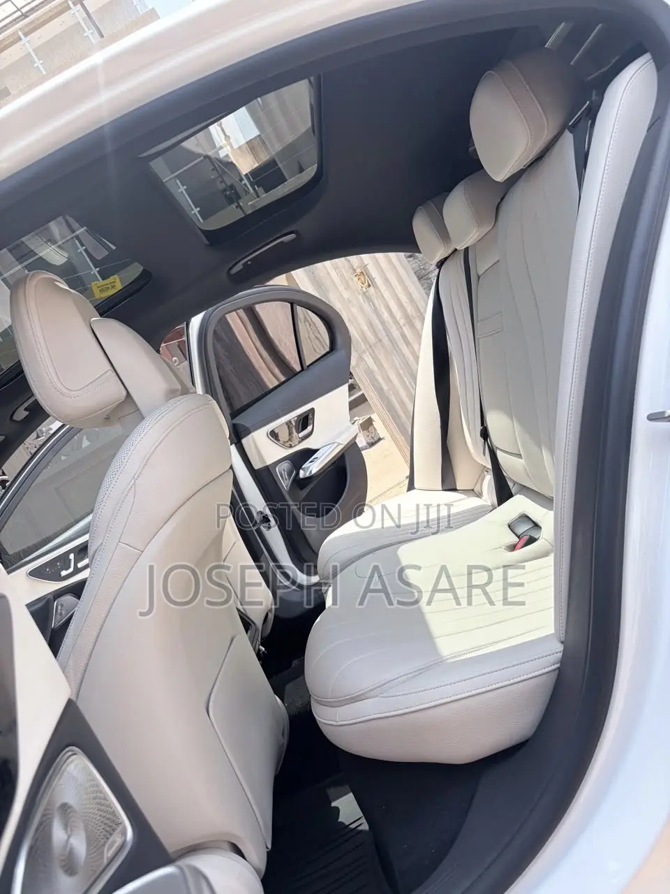 Mercedes-Benz E300 2024