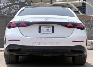 Mercedes-Benz E300 2024