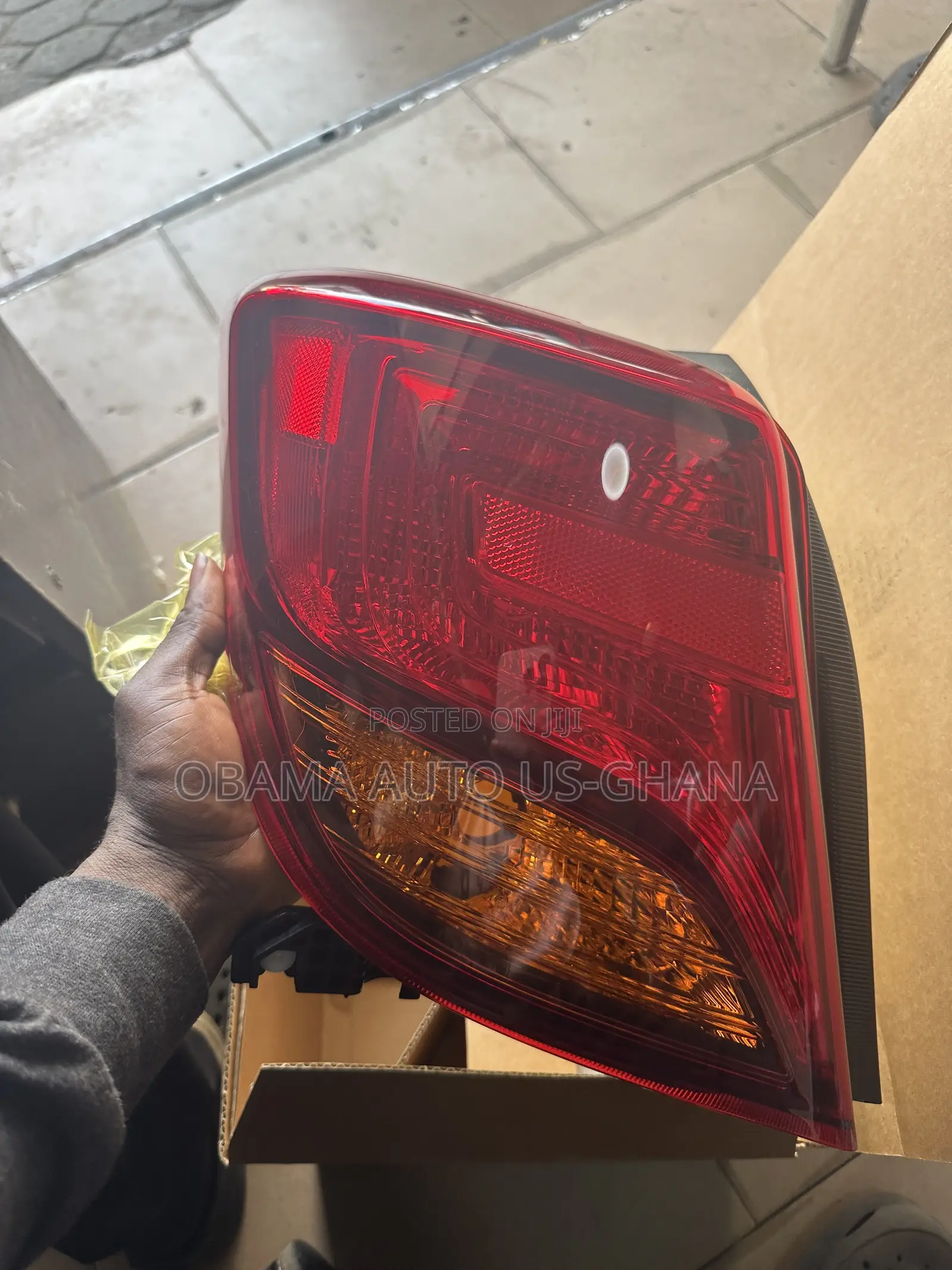 Toyota Yaris Taillight 2014 2015 2016 2017 Hatchback Tail Light