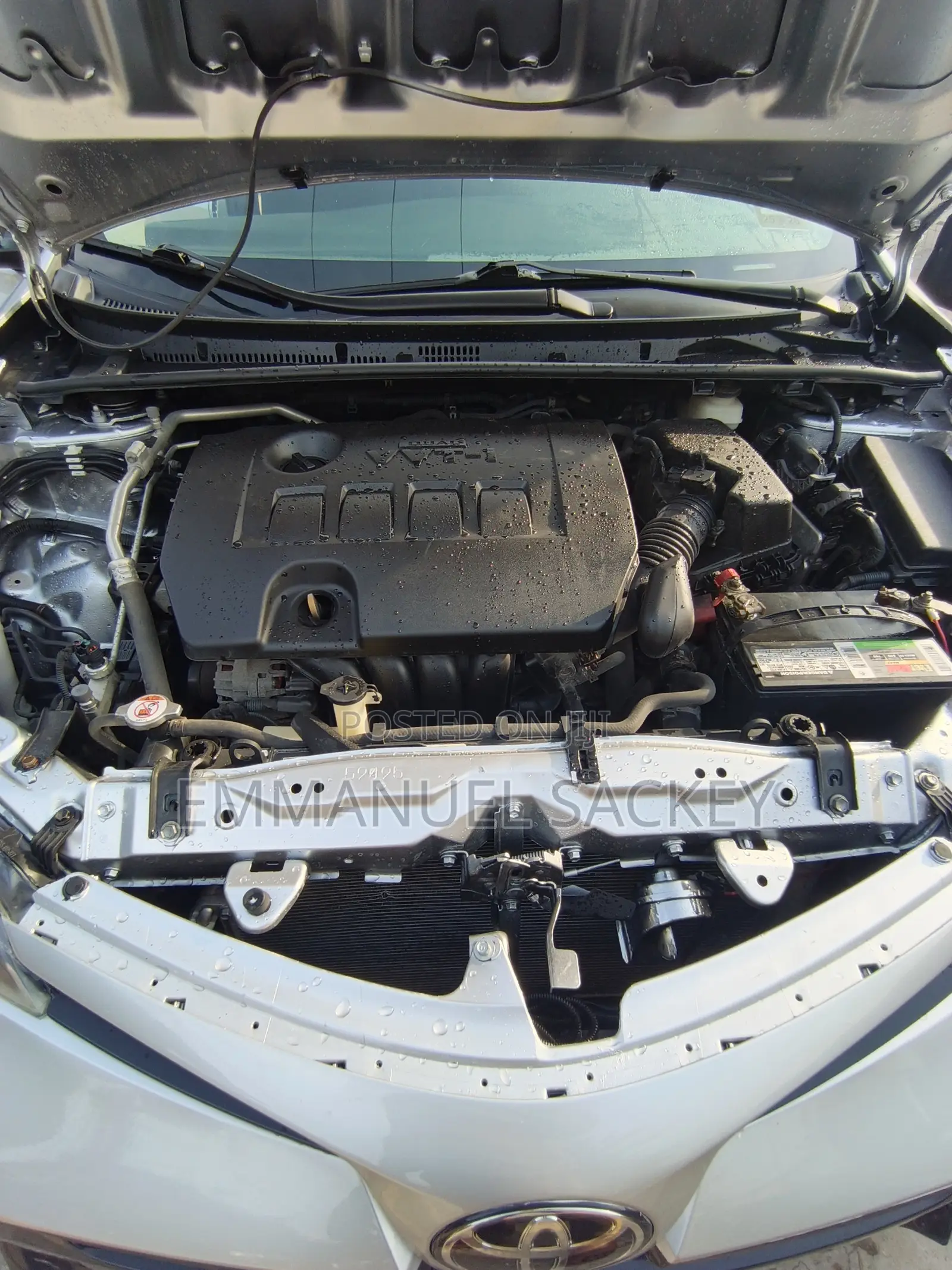 Toyota Corolla LE 4dr Sedan (1.8L 4cyl CVT) 2017 Silver