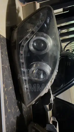 Yaris Headlight and Taillight