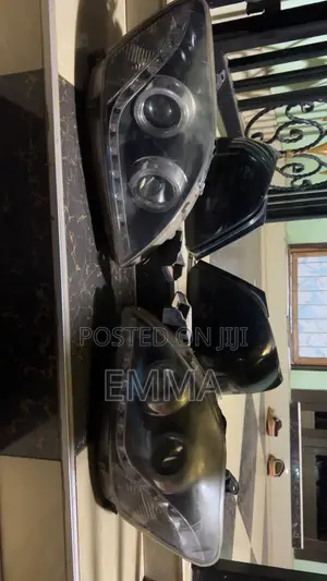 Yaris Headlight and Taillight