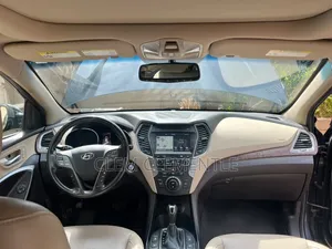 Hyundai Santa Fe 2018 Gray