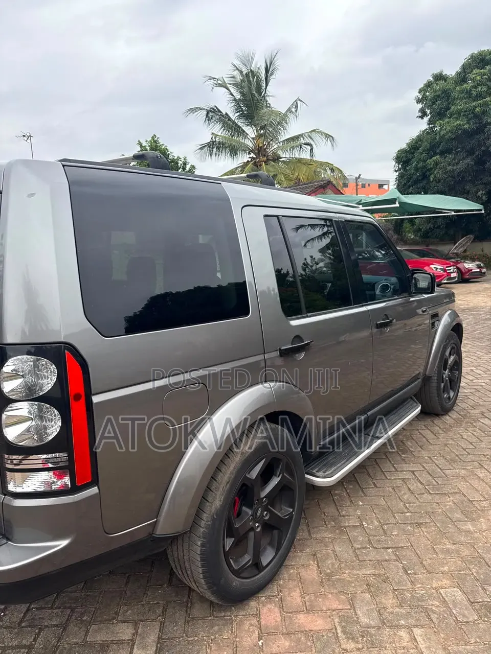 Land Rover Discovery 2010 Silver